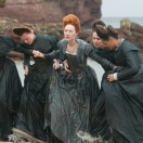 4113_D018_00521_RC (l-r.) Liah O'Prey stars as Mary Livingston, Maria Dragus as Mary Fleming, Saoirse Ronan as Mary Stuart, Eileen O'Higgins as Mary Beaton and Izuko Hoyle as Mary Seton in MARY QUEEN OF SCOTS, a Focus Features release. Credit: Liam Daniel / Focus Features